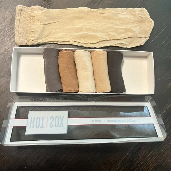 Hot Sox Sheer Knee Highs multicolor pack, Size 8 1/2-11. Brand New. - Picture 3 of 8